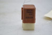 relais <br>NISSAN PRIMERA KOMBI (WP12) 1.8