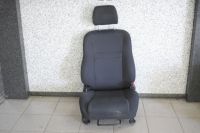 Sitz rechts vorn Beifahrersitz Brandloch<br>TOYOTA AVENSIS KOMBI T25 2.0