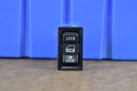 Schalter f�r T�rverriegelung <br>TOYOTA MR 2 W3 1.8 MR2